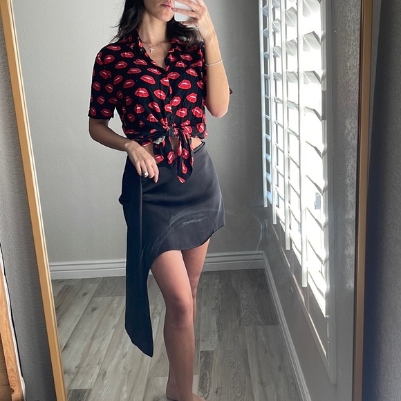 Zara Satin Skirt - Picture 1 of 3